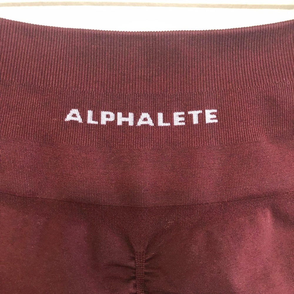 Alphalete Women's Amplify Seamless Scrunch Short Size S - Picture 7 of 14